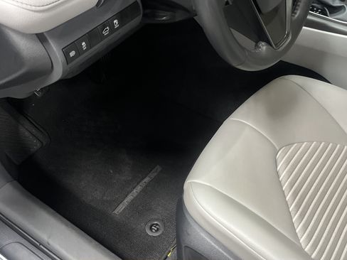 Certified 2024 Toyota Camry SE w/ Convenience Package FWD image 17