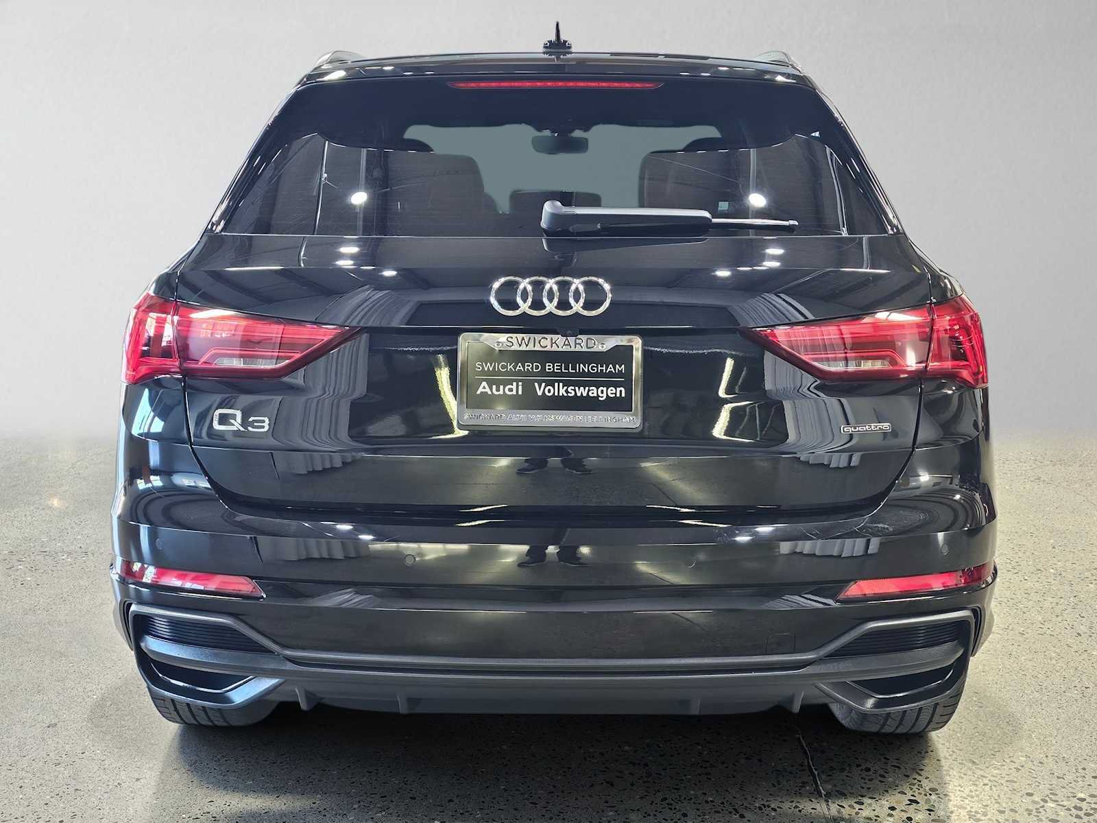 Used 2023 Audi Q3 2.0T Premium Plus w/ Premium Plus Package AWD/4WD image 4