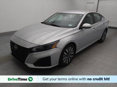 Used 2023 Nissan Altima 2.5 SV
