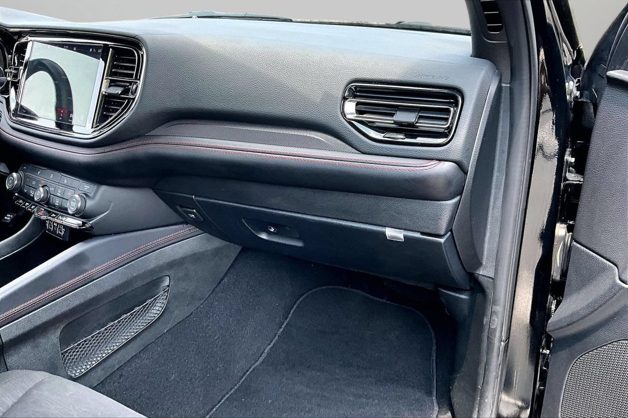 Certified 2025 Dodge Durango GT AWD/4WD image 19