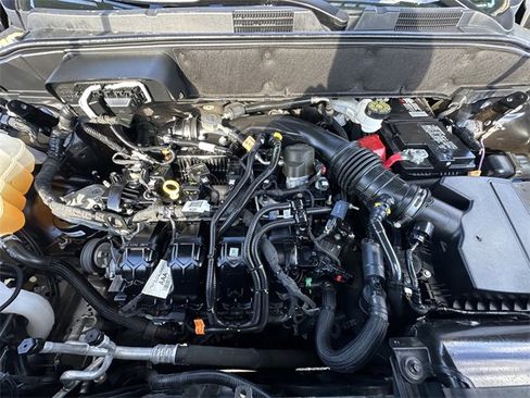 Certified 2022 Lincoln Nautilus Reserve image 32