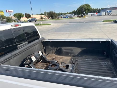 Used 2012 Ford F350 Lariat w/ Chrome Pkg image 5