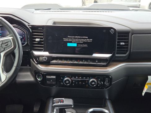 Certified 2023 Chevrolet Silverado 1500 LT Trail Boss w/ Convenience Package II AWD/4WD image 14
