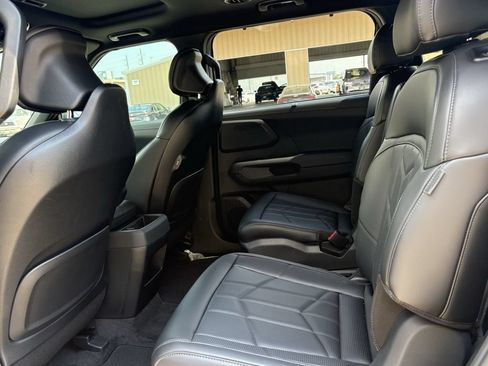 Used 2027 Kia Telluride EX X-Line w/ Towing Package AWD/4WD image 25