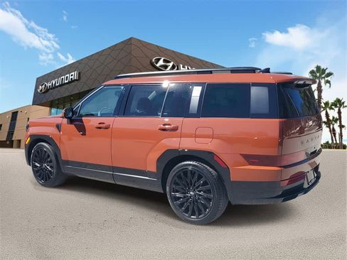 Used 2024 Hyundai Santa Fe Calligraphy image 2