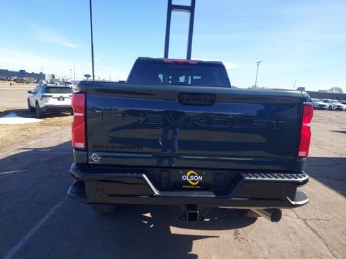 New 2026 Chevrolet Silverado 3500 LT w/ Trail Boss Package image 4