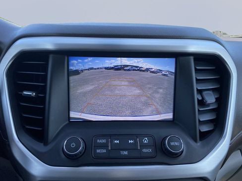 Used 2019 GMC Acadia SLT w/ LPO, Floor Liner Package FWD image 23