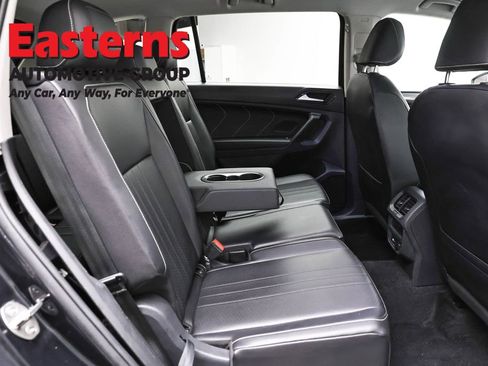 Used 2024 Volkswagen Tiguan SE image 21