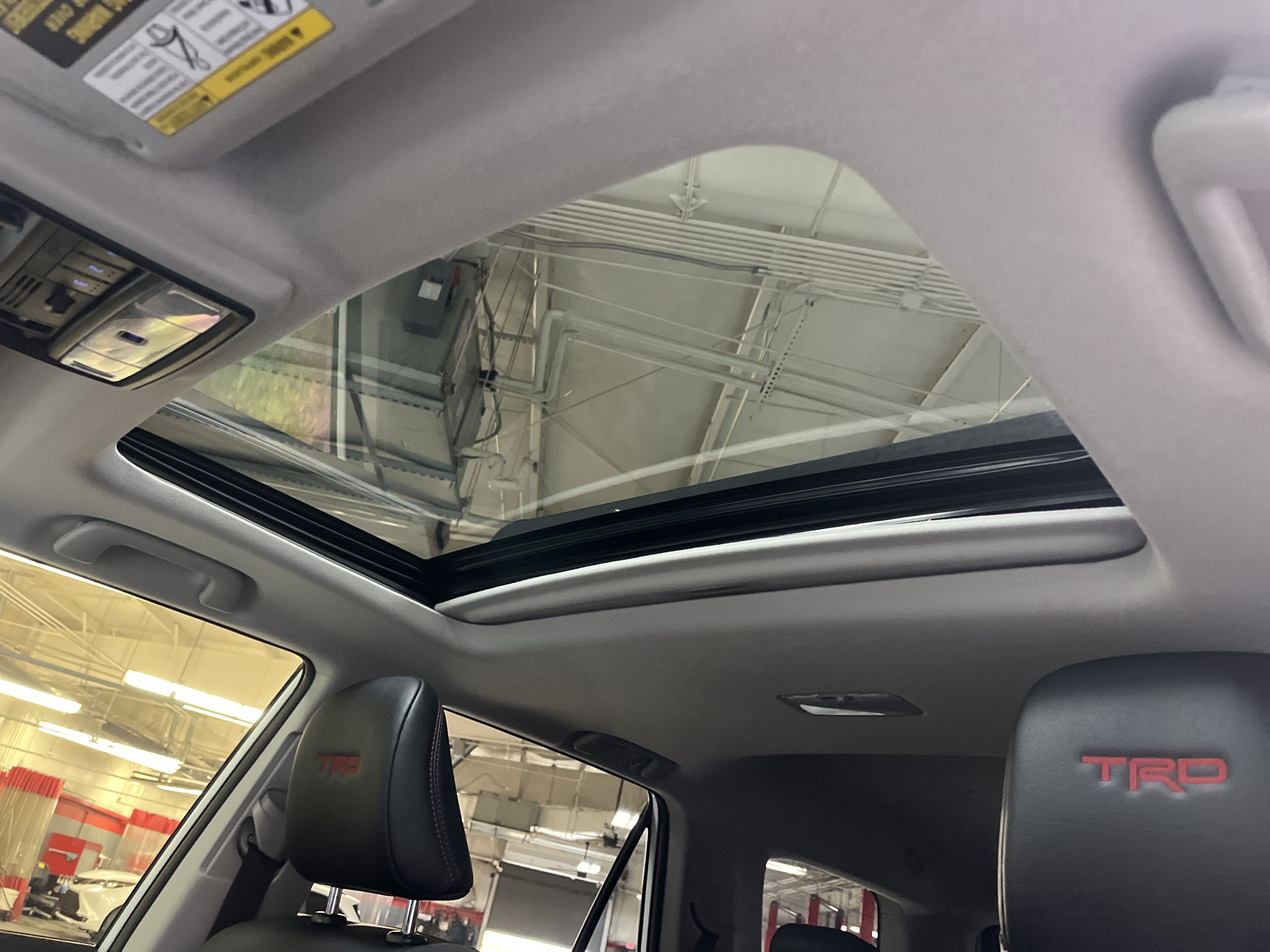 Used 2024 Toyota 4Runner TRD Off-Road Premium w/ Moonroof Package AWD/4WD image 28