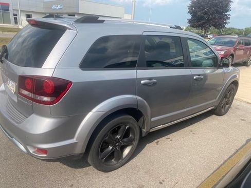Used 2020 Dodge Journey Crossroad FWD image 4