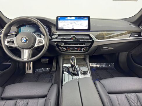 Used 2021 BMW 540i w/ M Sport Package image 13