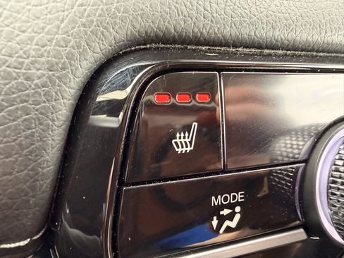 Certified 2025 Honda Pilot Touring image 22