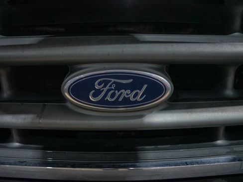 Used 1999 Ford F350 Lariat image 21