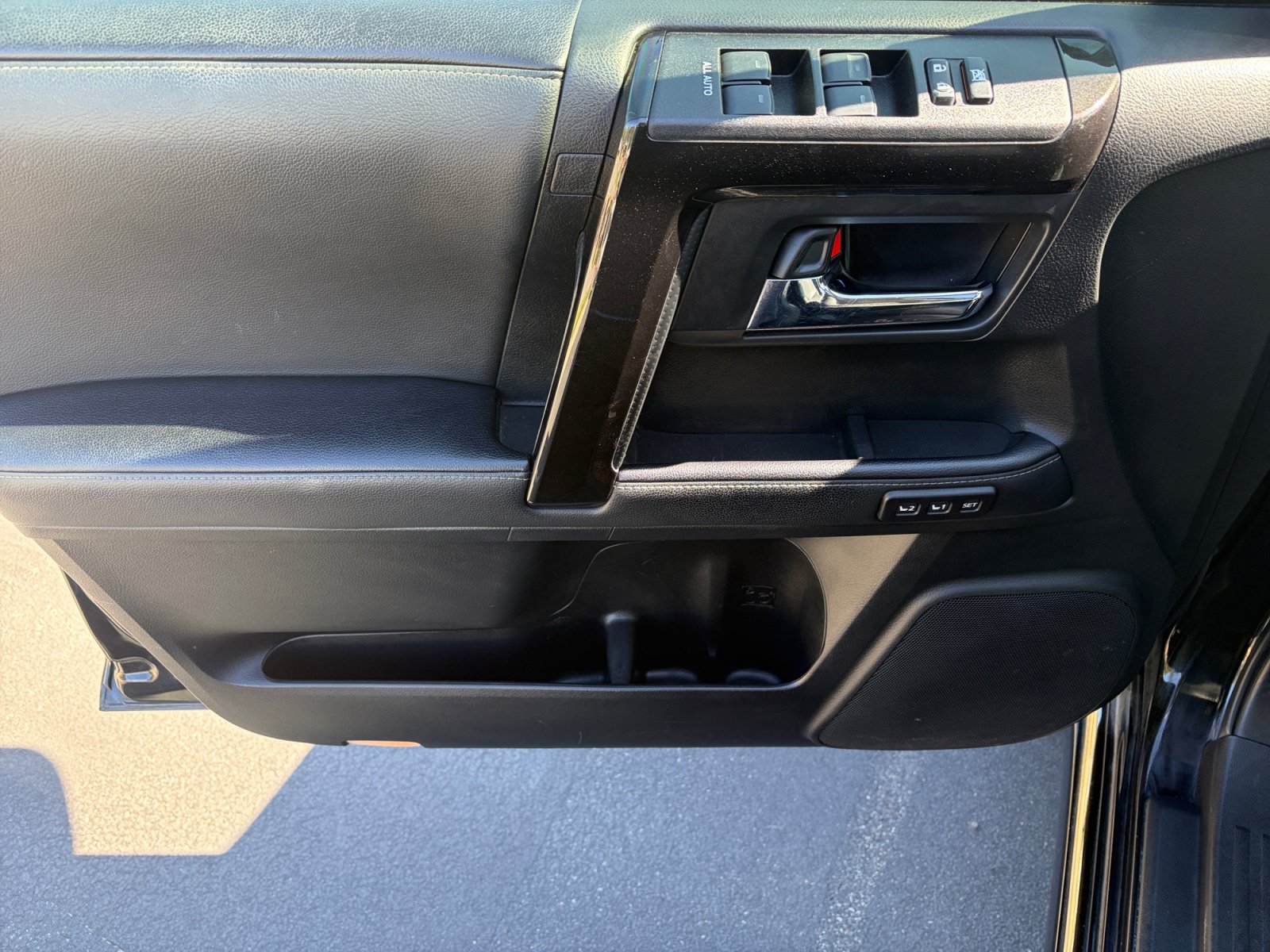 Used 2020 Toyota 4Runner Nightshade AWD/4WD image 9