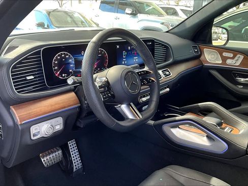 Certified 2024 Mercedes-Benz GLS 450 4MATIC image 18