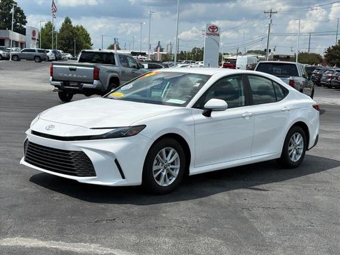 Used 2026 Toyota Camry LE FWD image 26