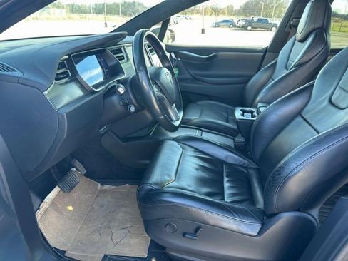Used 2017 Tesla Model X 100D image 8