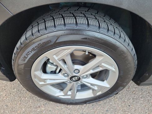 Used 2023 Hyundai Kona SEL w/ Cargo Package image 18