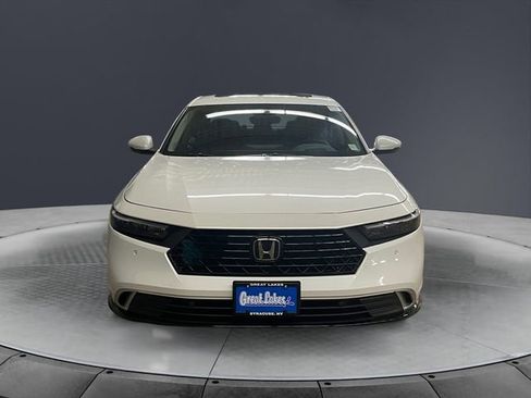 Used 2023 Honda Accord Touring image 8
