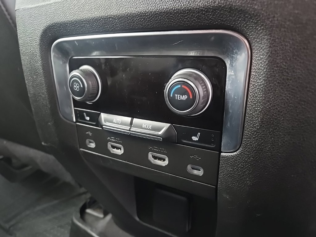 Used 2021 Chevrolet Tahoe RST w/ Luxury Package AWD/4WD image 90
