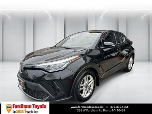 Used 2021 Toyota C-HR LE image 4