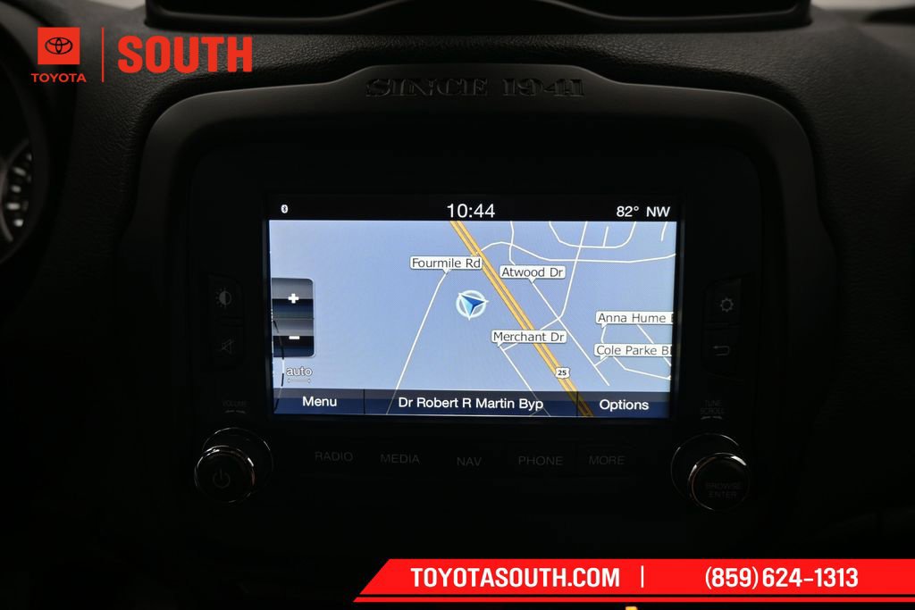 Used 2016 Jeep Renegade Latitude w/ Safety & Security Group FWD image 16