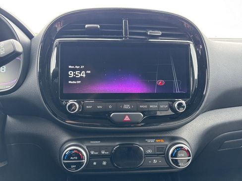 Used 2023 Kia Soul GT-Line FWD image 21