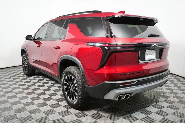 Certified 2024 Chevrolet Traverse Z71 w/ Enhanced Driving Package AWD/4WD image 29