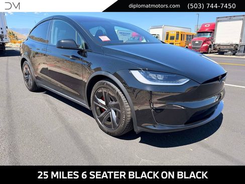 Used 2026 Tesla Model X Plaid AWD/4WD image 3