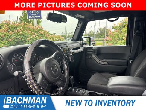 Used 2014 Jeep Wrangler Unlimited Sport w/ Quick Order Package 24S AWD/4WD image 12