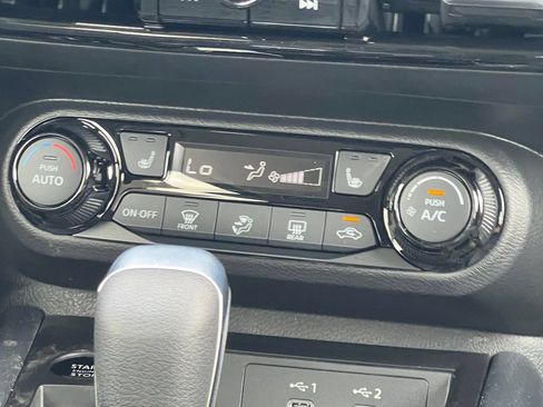 New 2026 Nissan Kicks SV FWD image 5