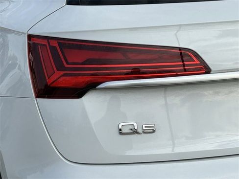 Used 2023 Audi Q5 2.0T Premium Plus w/ Premium Plus Package image 7
