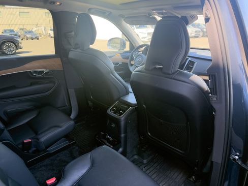 Certified 2022 Volvo XC90 T8 Inscription Expression w/ Advanced Package image 27