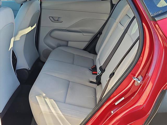 Used 2025 Hyundai Kona SEL FWD image 18