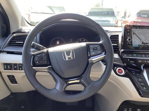 New 2026 Honda Odyssey Elite image 15