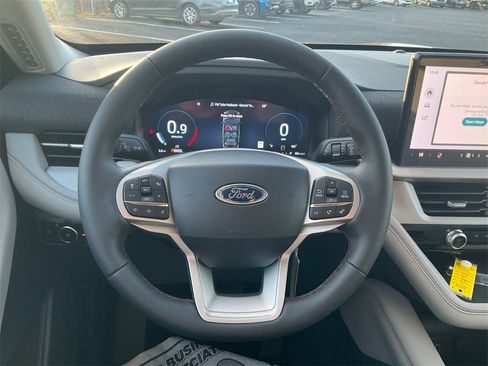 New 2026 Ford Explorer Active w/ Active Comfort Package image 21