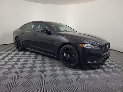 Used 2024 Jaguar XF R-Dynamic SE image 19