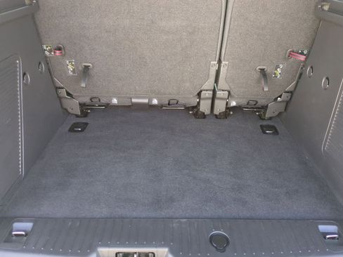 Used 2018 Ford Transit Connect XLT image 33