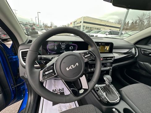 New 2026 Kia Seltos S AWD/4WD image 31