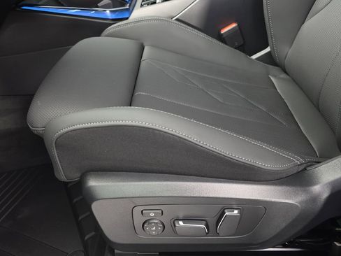 New 2026 BMW X3 xDrive30 w/ M Sport Package image 28