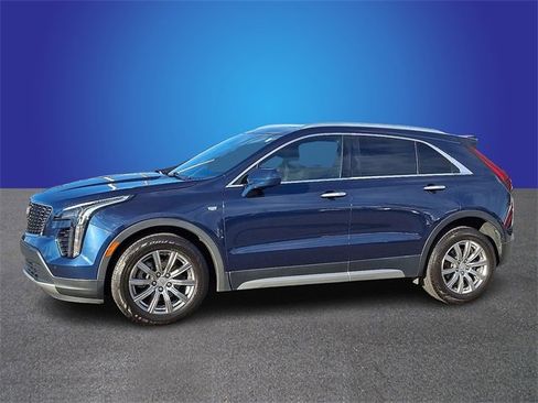 Used 2019 Cadillac XT4 Premium Luxury w/ Cold Weather Package image 7