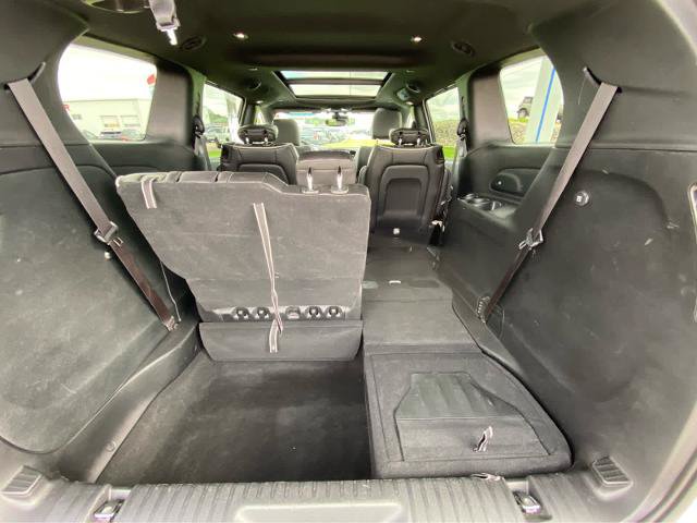 Used 2026 Chrysler Pacifica Limited FWD image 6