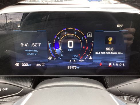 Used 2025 Chevrolet Equinox LT w/ Convenience Package II image 25