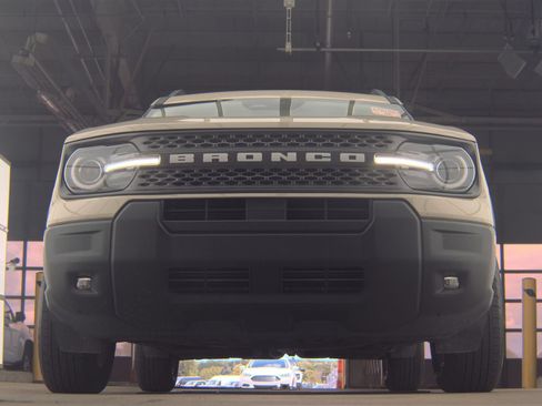 Used 2025 Ford Bronco Sport Big Bend w/ Convenience Package AWD/4WD image 3