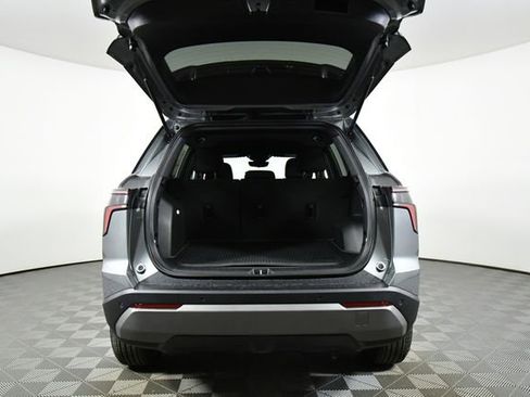 New 2026 Chevrolet Equinox LT w/ Safety and Technology Package image 25