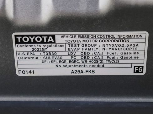 Used 2022 Toyota Camry SE w/ Carpet Mat Package (TMS) FWD image 30