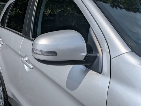 Used 2024 Mitsubishi Outlander Sport SE AWD/4WD image 11