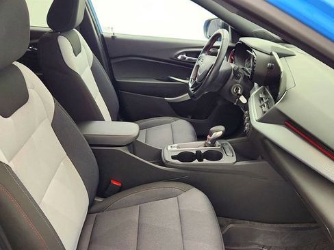 Used 2024 Chevrolet Trax RS image 23