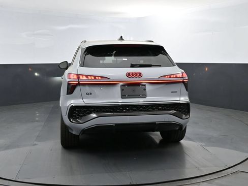 New 2026 Audi Q3 quattro 2.0T AWD/4WD image 25