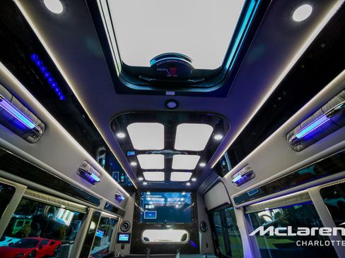 Used 2023 Mercedes-Benz Sprinter 3500 image 21